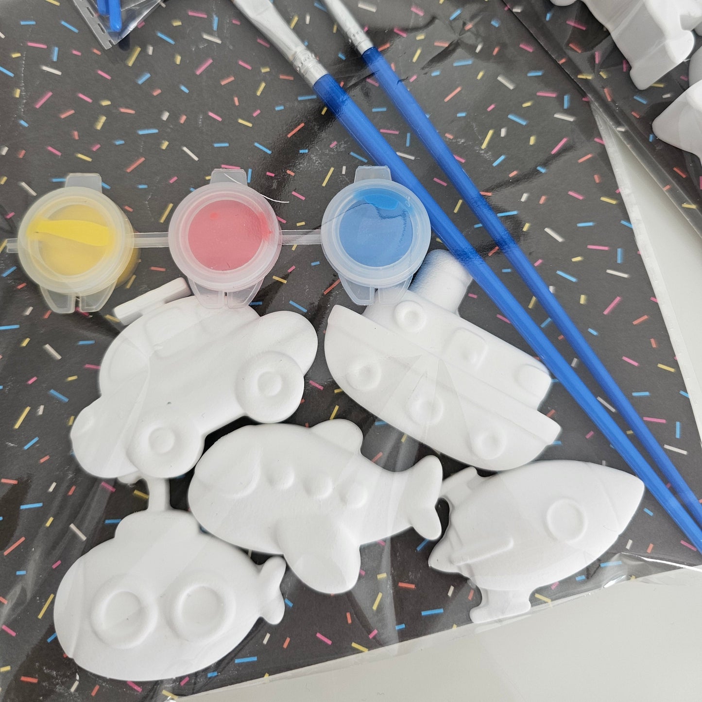 Kit de Peinture sur Céramique - Formes Florales