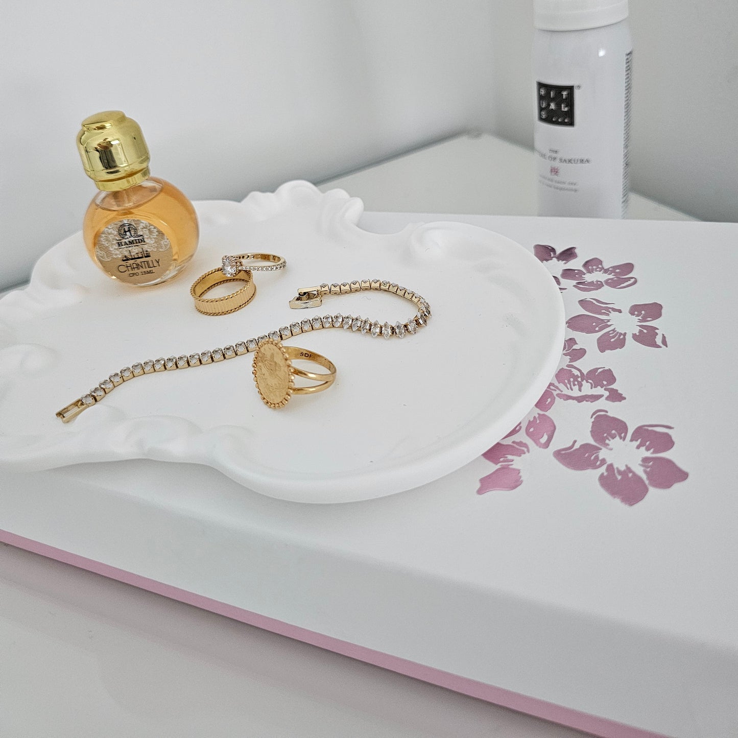 Plateau Céramique à Bijoux – Décoration Florale